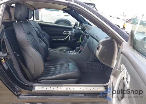 2004 Mercedes-Benz Slk 230 Kompressor z USA, uszkodzony, nr VIN WDBKK49F14F300746